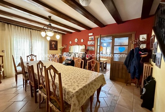 Sale - Villa  - Yecla - Rural location