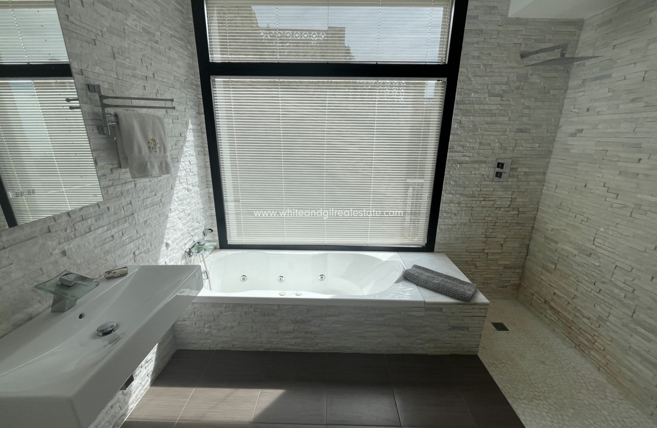 Sale - Villa  - Jávea - Costa Blanca