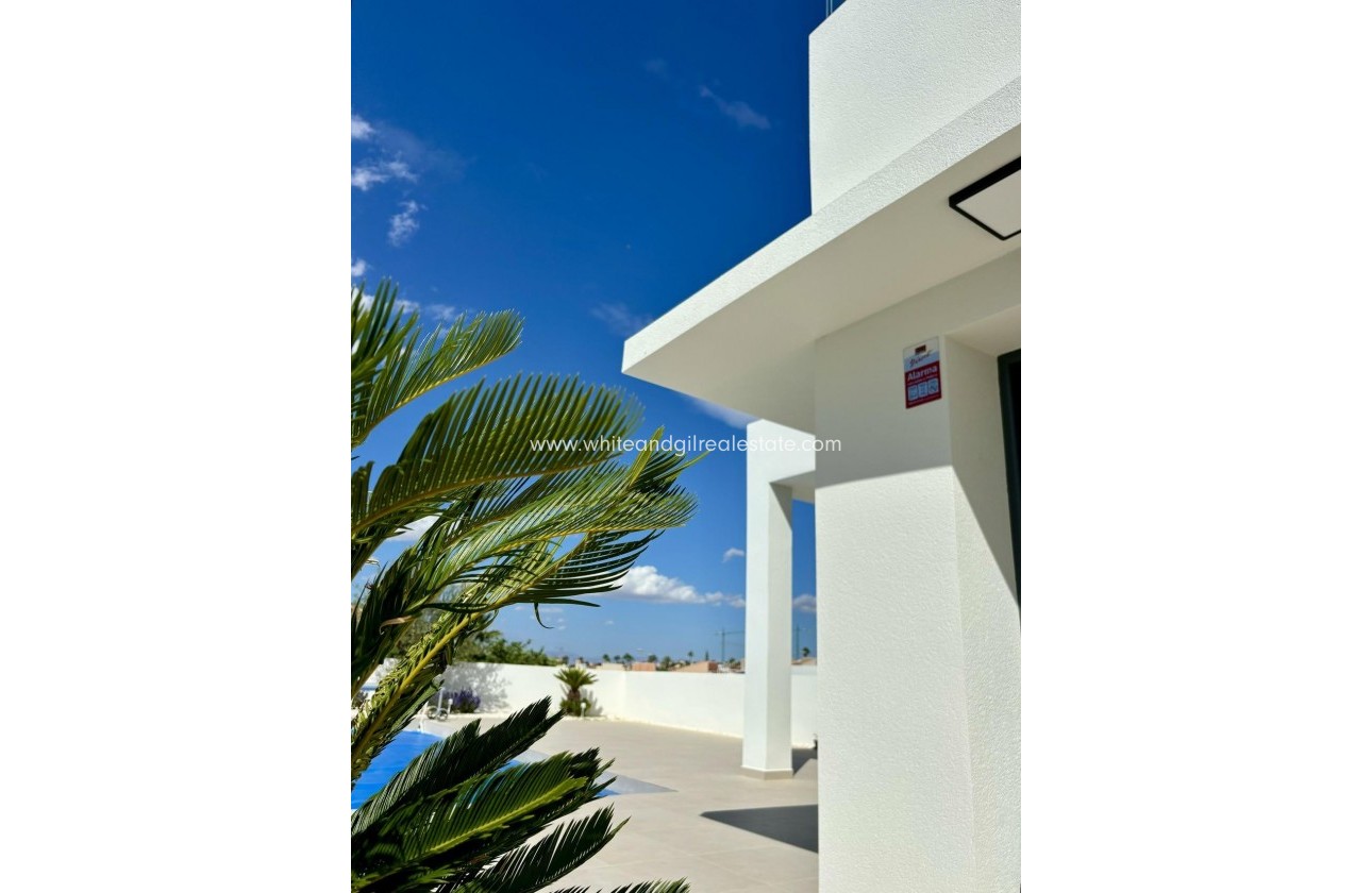 New Build - Villa  - Benijofar - Pueblo