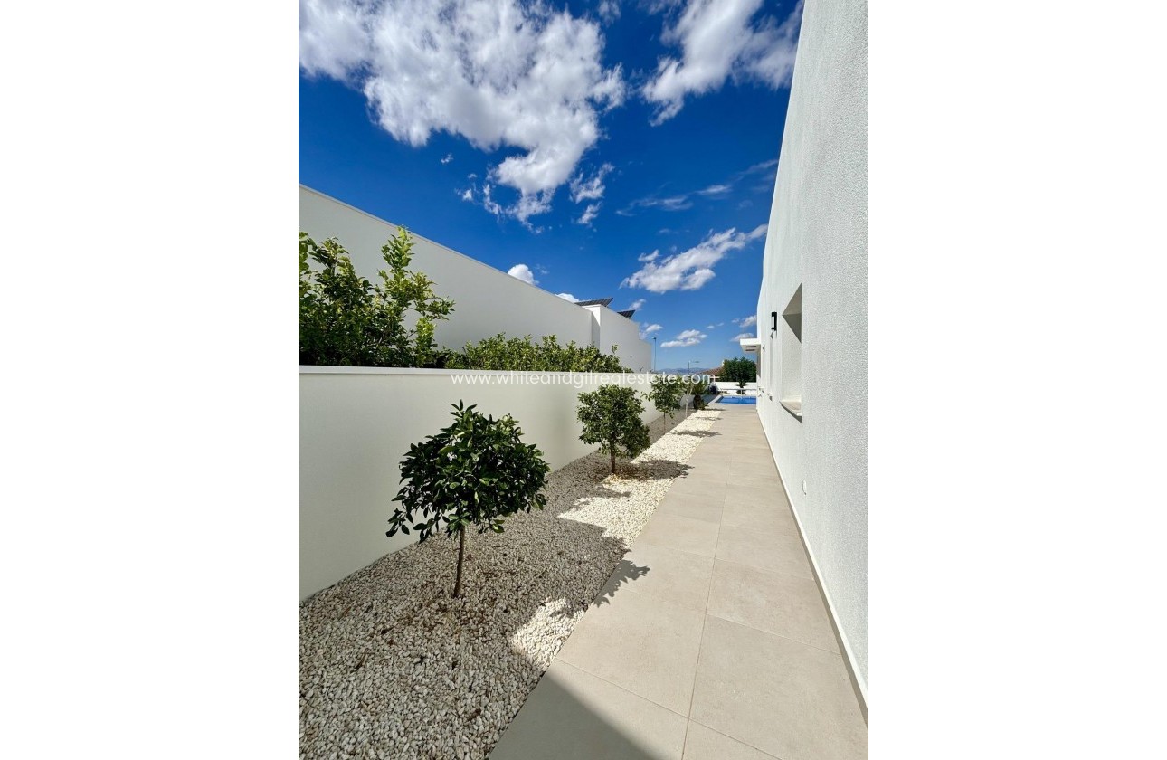 New Build - Villa  - Benijofar - Pueblo