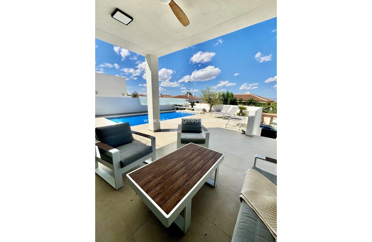 New Build - Villa  - Benijofar - Pueblo