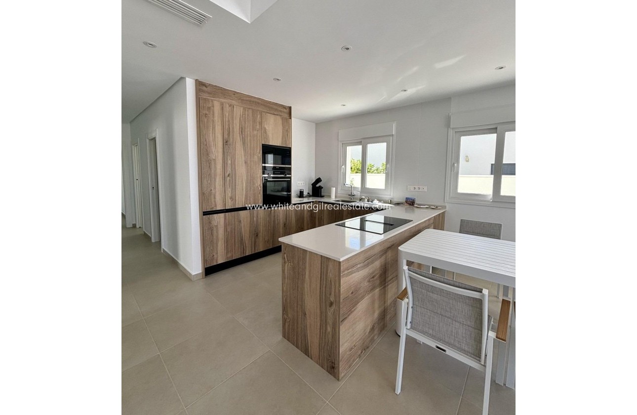 New Build - Villa  - Benijofar - Pueblo