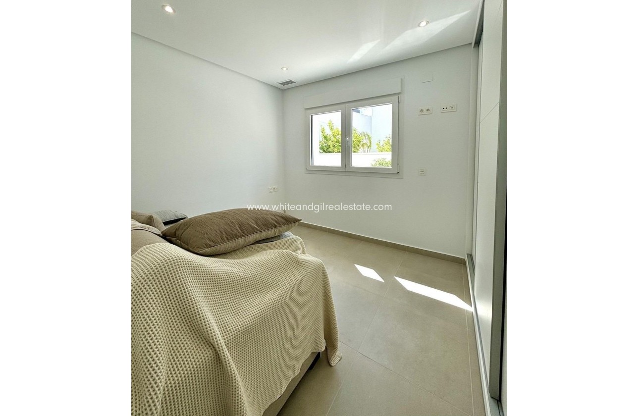 New Build - Villa  - Benijofar - Pueblo