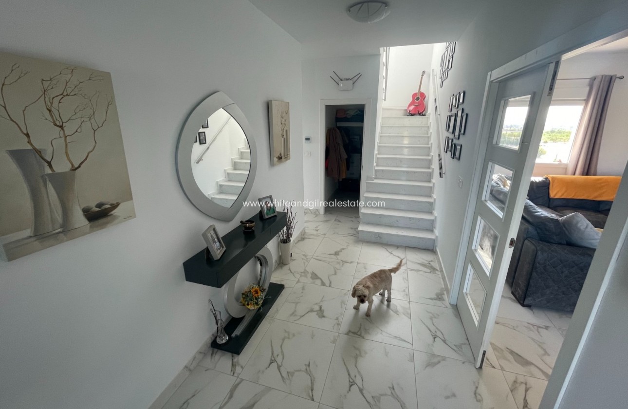 Sale - Villa  - Pinoso - Pinoso - El Pinós