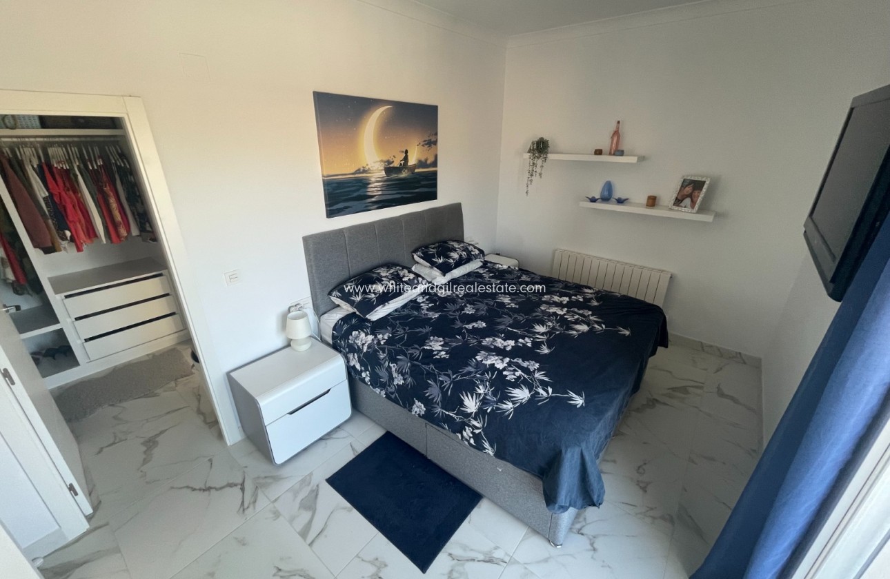 Sale - Villa  - Pinoso - Pinoso - El Pinós