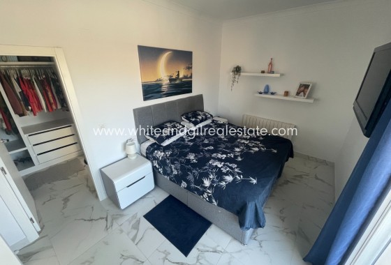 Sale - Villa  - Pinoso - Pinoso - El Pinós