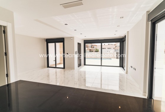 New Build - Villa  - Orihuela Costa - Punta Prima