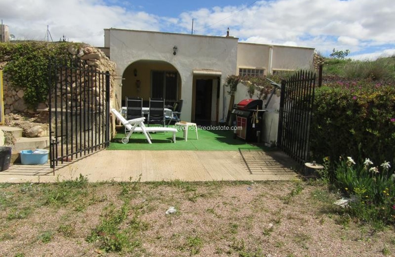 Revente - Maison troglodyte - La Romana