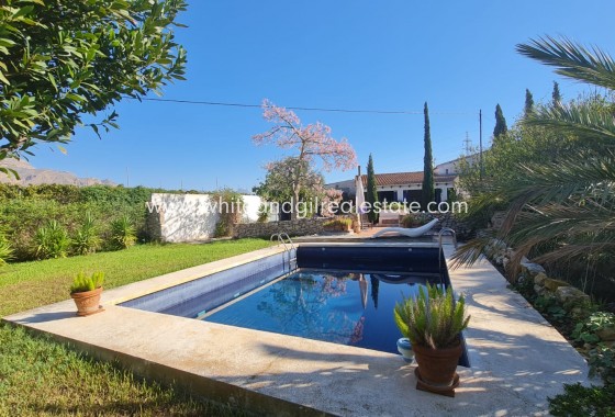 Sale - Villa  - Monforte del Cid - Rural location