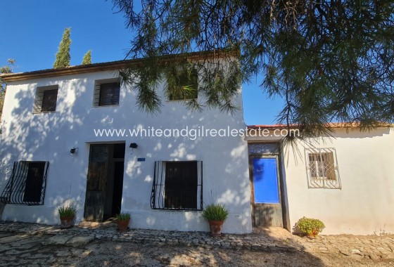 Sale - Villa  - Monforte del Cid - Rural location