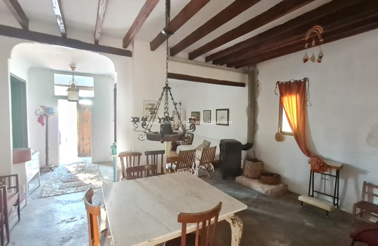 Sale - Villa  - Monforte del Cid - Rural location