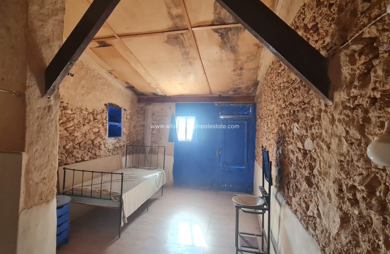 Sale - Villa  - Monforte del Cid - Rural location