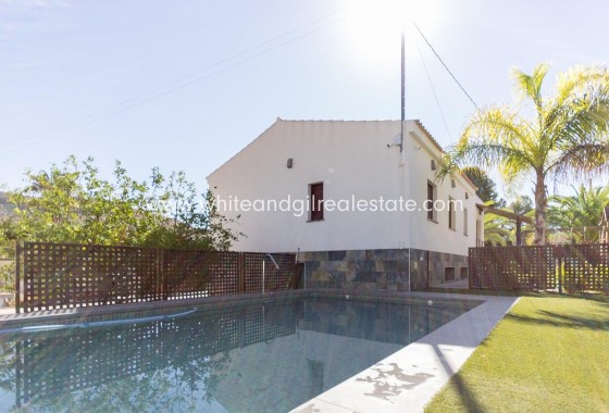 Revente - Villa  - Monovar