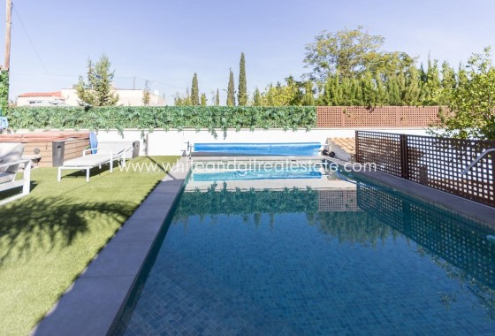 Revente - Villa  - Monovar