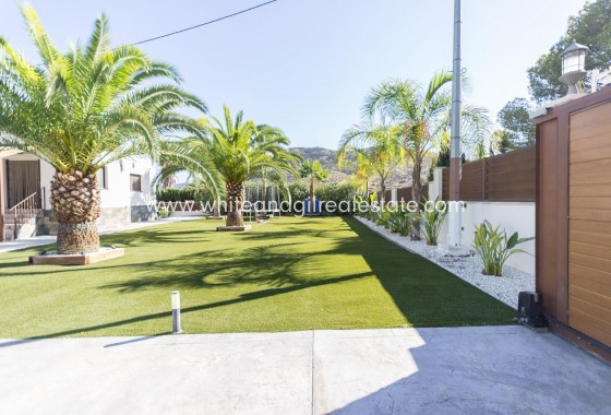 Revente - Villa  - Monovar