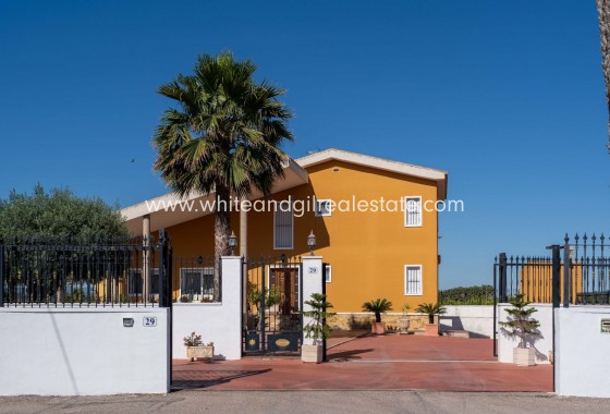 Sale - Villa  - Orihuela - Inland