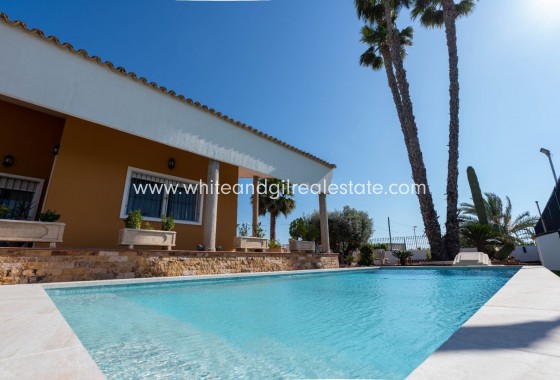 Sale - Villa  - Orihuela - Inland