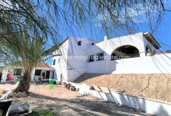 Sale - Villa  - Novelda - Rural location