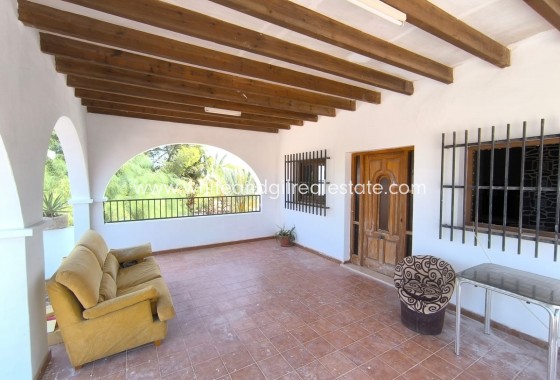 Sale - Villa  - Novelda - Rural location