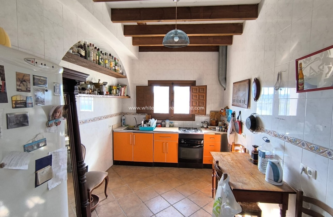 Sale - Villa  - Novelda - Rural location