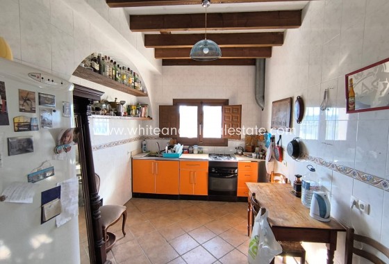 Sale - Villa  - Novelda - Rural location