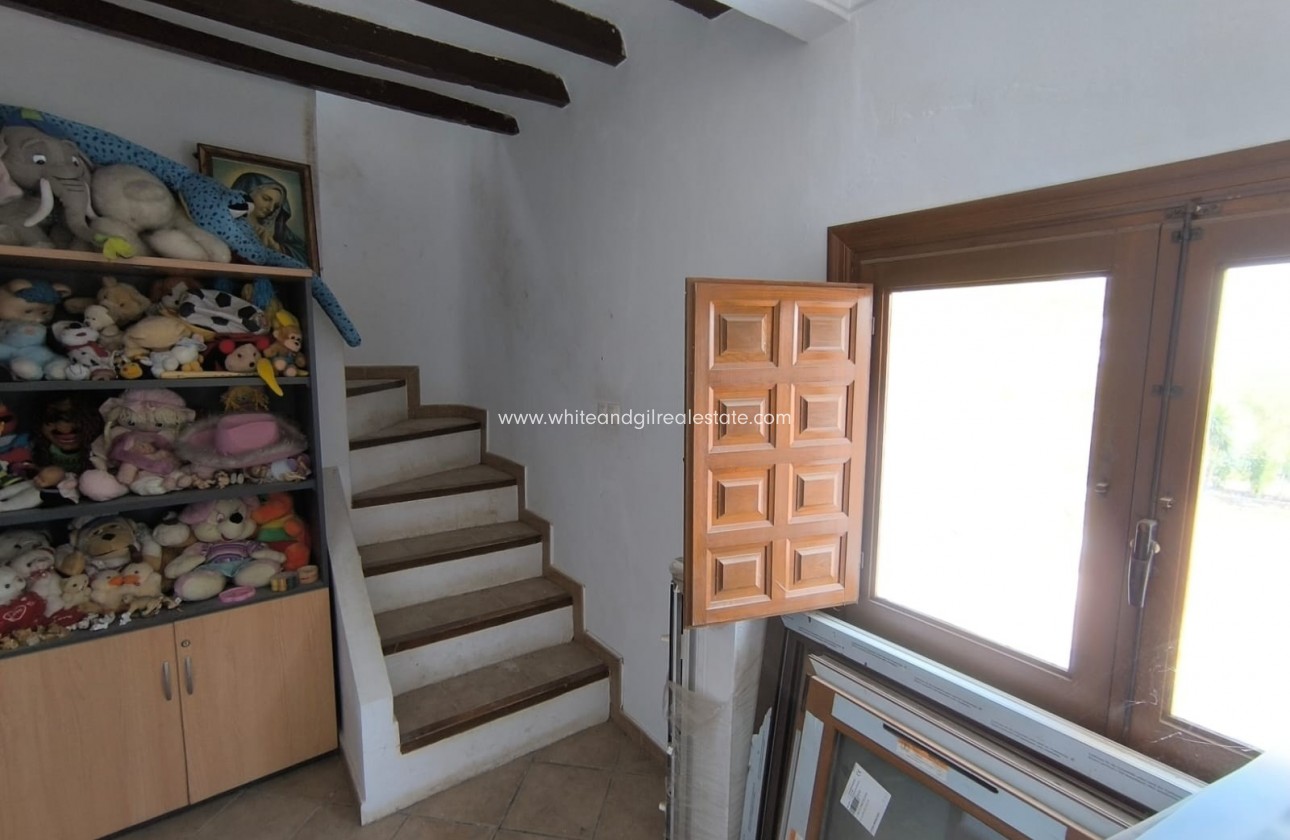 Sale - Villa  - Novelda - Rural location