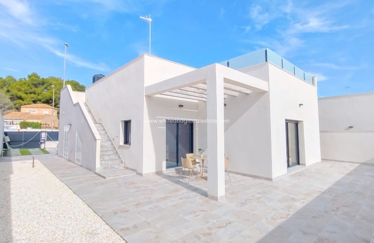 New Build - Villa  - Pilar de la Horadada - Pinar de Campoverde