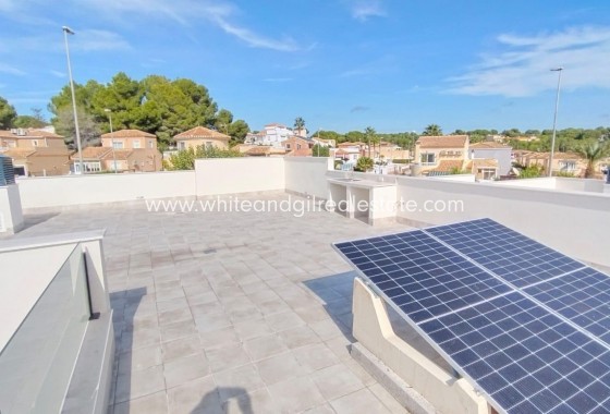 New Build - Villa  - Pilar de la Horadada - Pinar de Campoverde