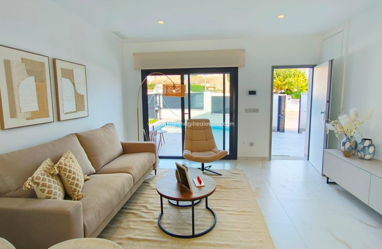 New Build - Villa  - Pilar de la Horadada - Pinar de Campoverde