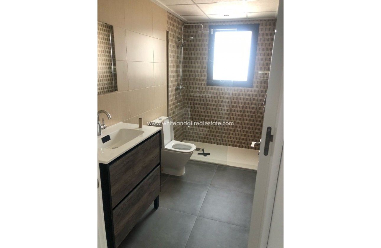 Sale - Villa  - Pinoso - Rural location