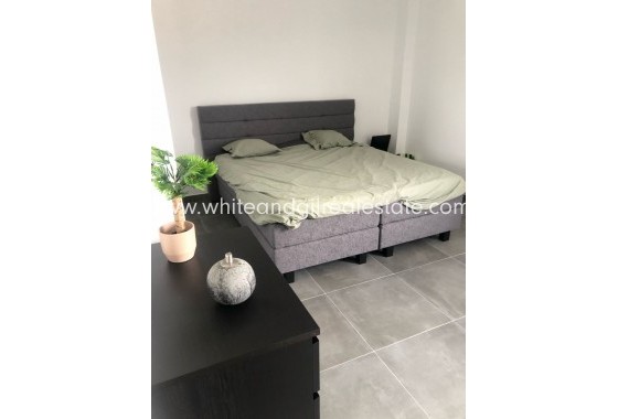 Sale - Villa  - Pinoso - Rural location