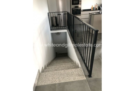 Sale - Villa  - Pinoso - Rural location