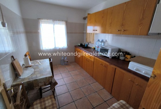 Sale - Country house  - Yecla - Rural location