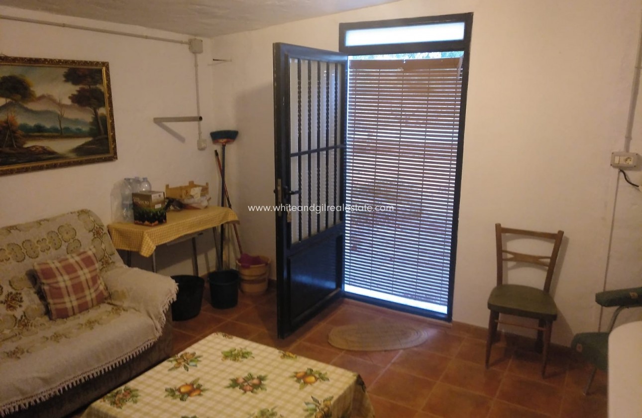 Venta - Chalet / Villa - Yecla