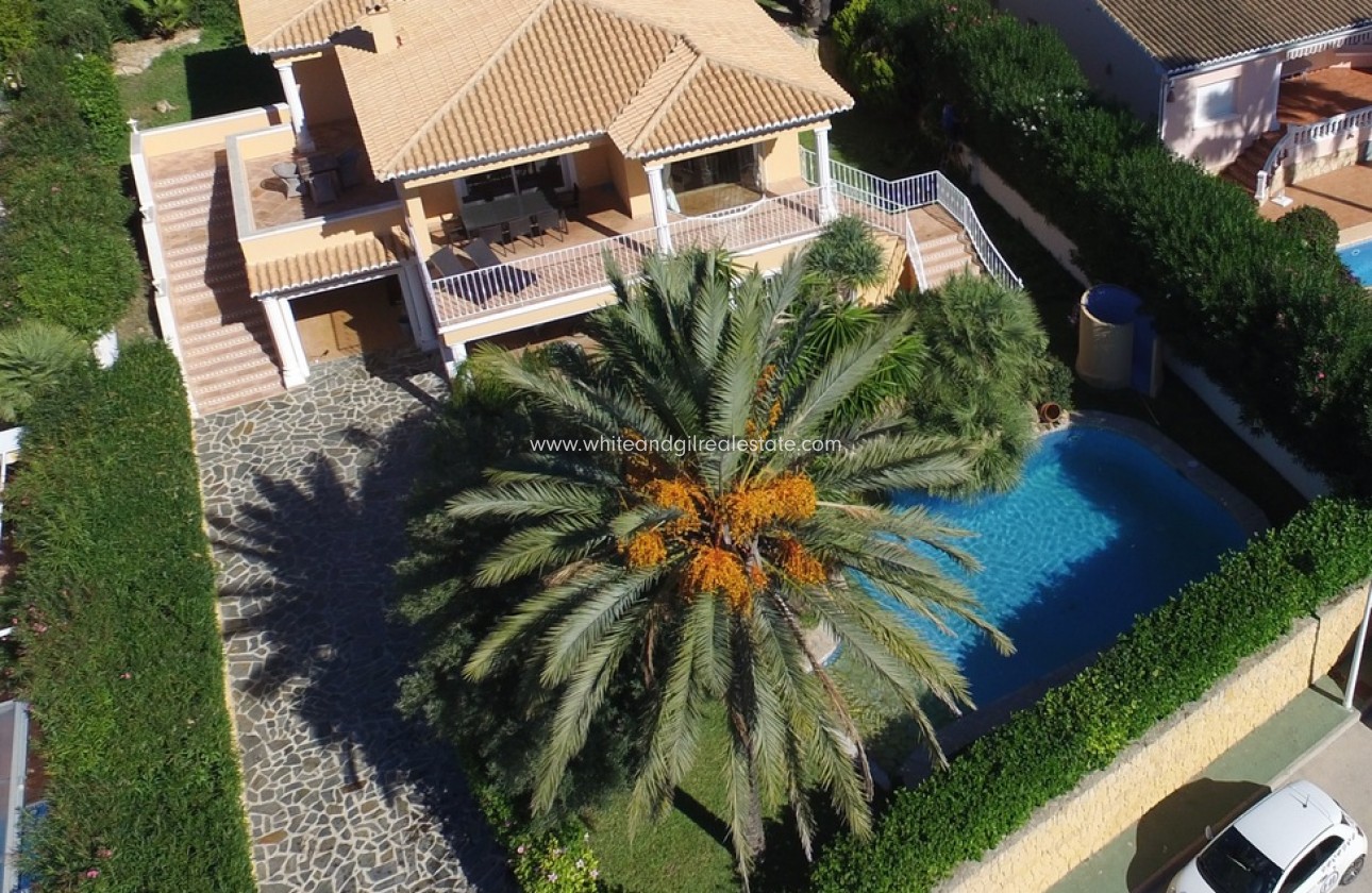 Venta - Chalet / Villa - Moraira