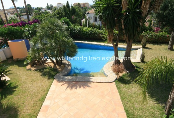 Venta - Chalet / Villa - Moraira