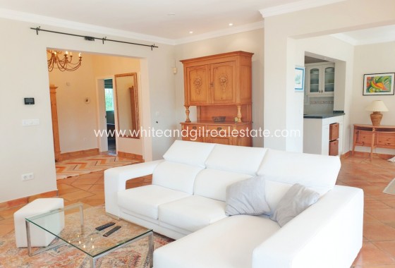 Venta - Chalet / Villa - Moraira