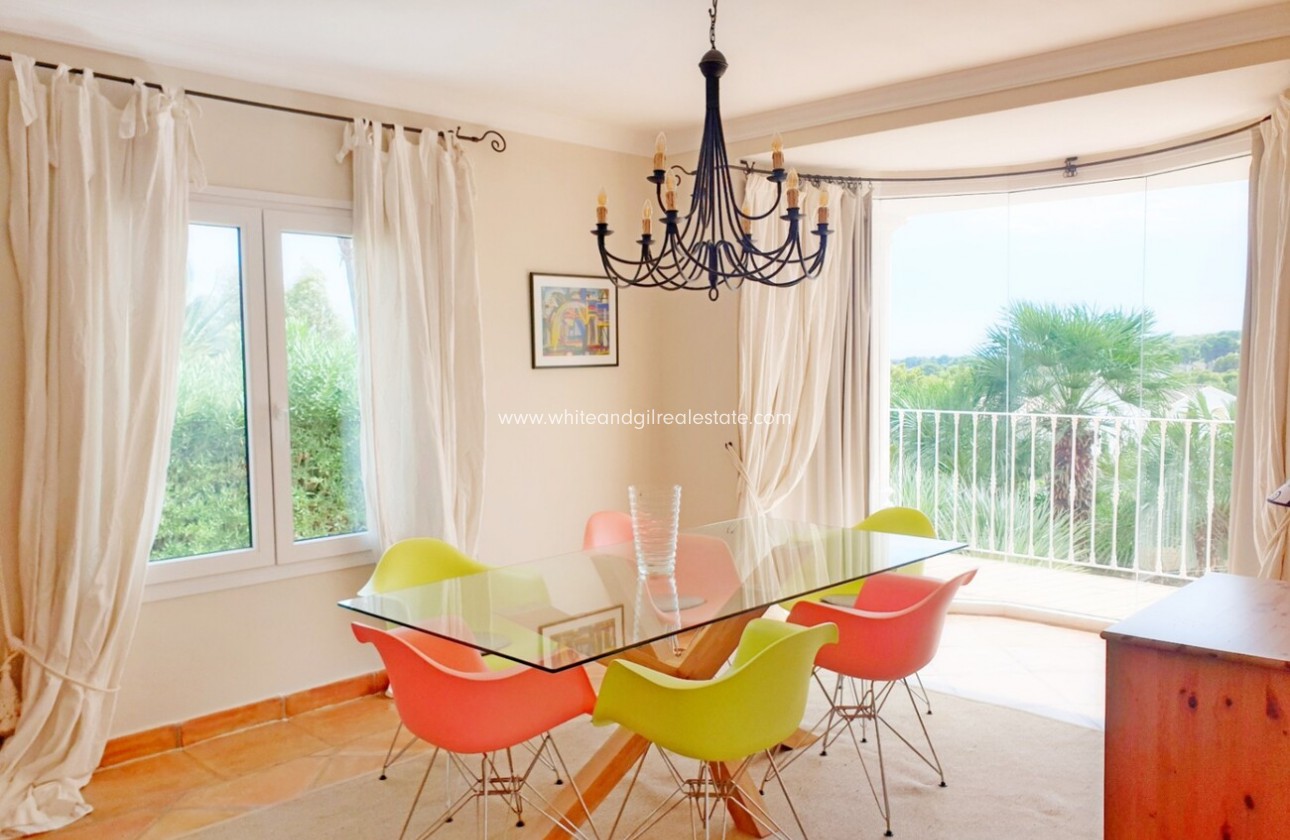 Venta - Chalet / Villa - Moraira