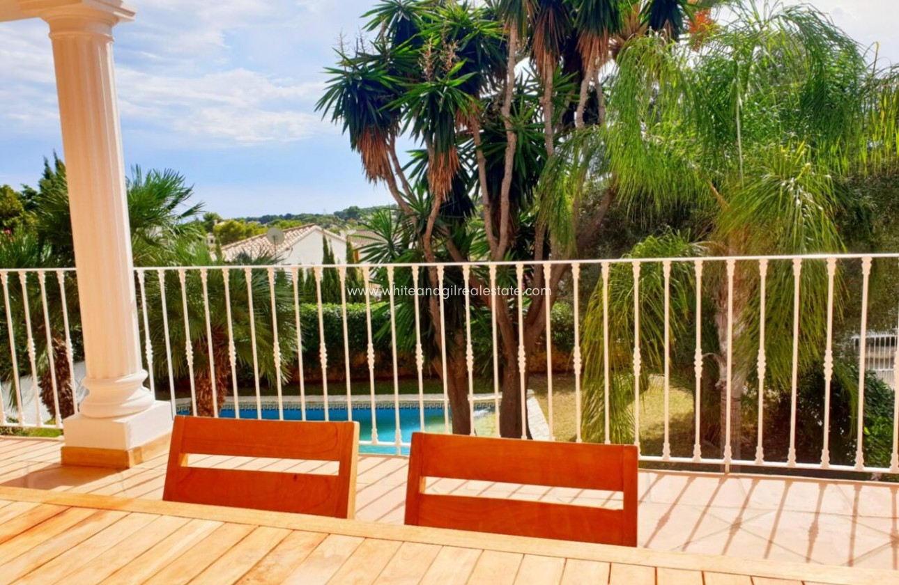 Venta - Chalet / Villa - Moraira
