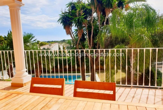 Venta - Chalet / Villa - Moraira