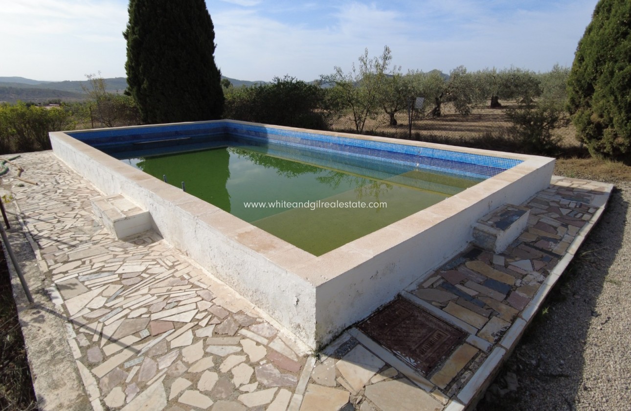 Sale - Villa  - Caudete