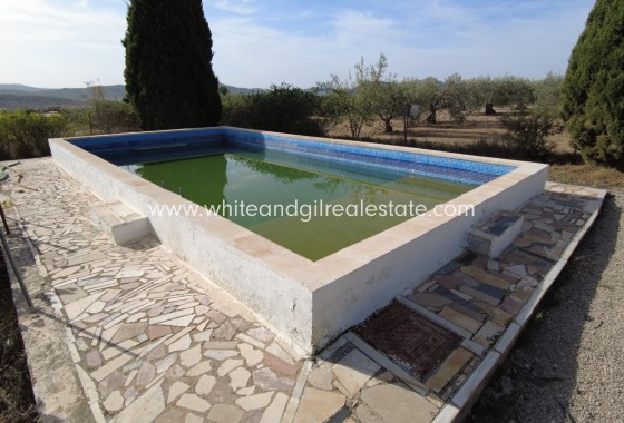 Sale - Villa  - Caudete