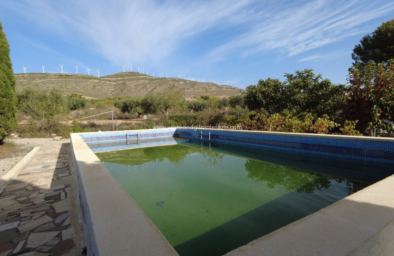 Sale - Villa  - Caudete