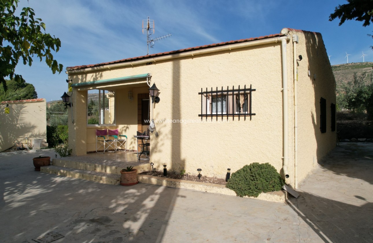 Sale - Villa  - Caudete