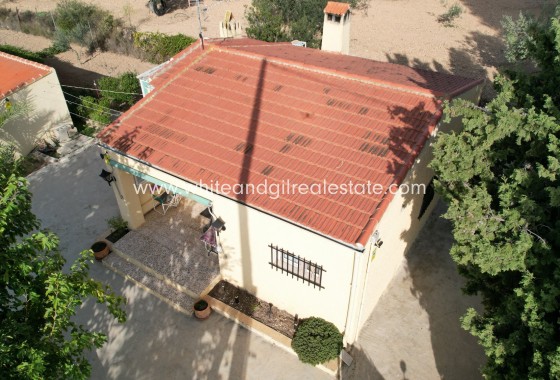 Sale - Villa  - Caudete