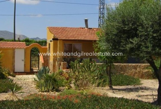 Sale - Villa  - Novelda