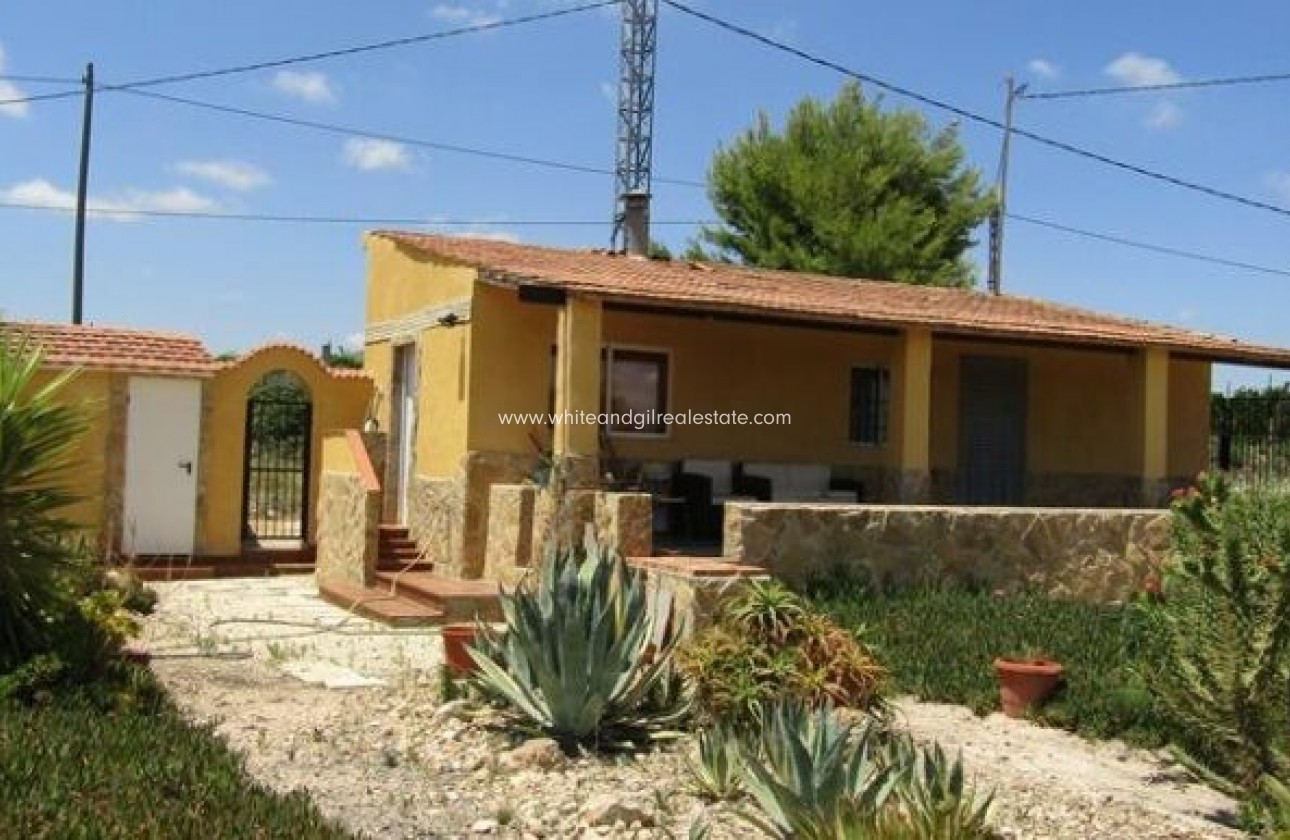 Sale - Villa  - Novelda