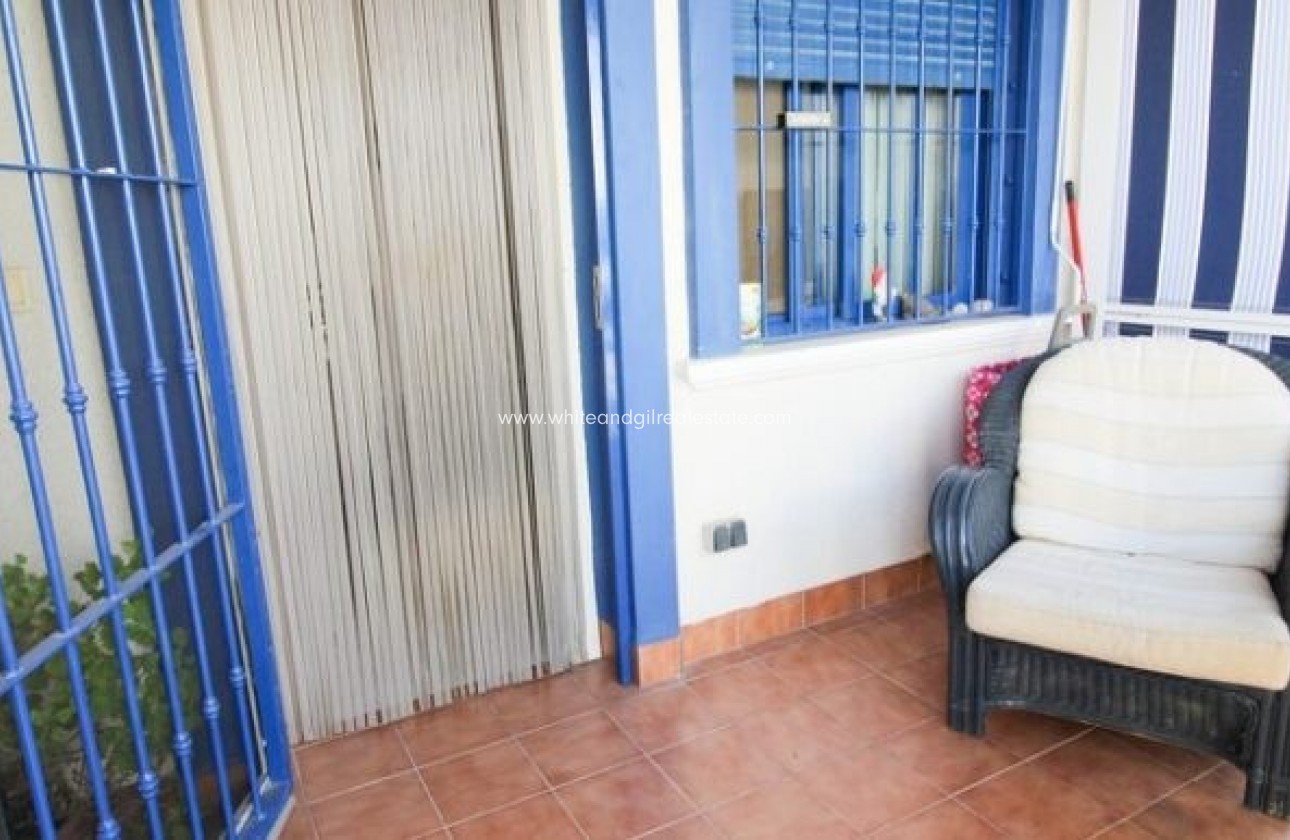 Sale - Villa  - Daya vieja - Torrevieja