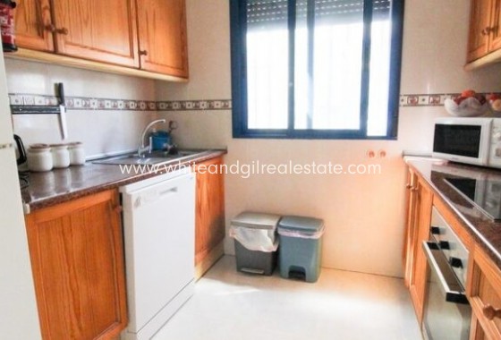 Sale - Villa  - Daya vieja - Torrevieja