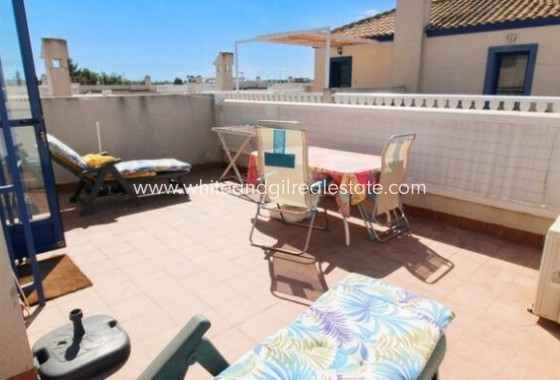 Sale - Villa  - Daya vieja - Torrevieja